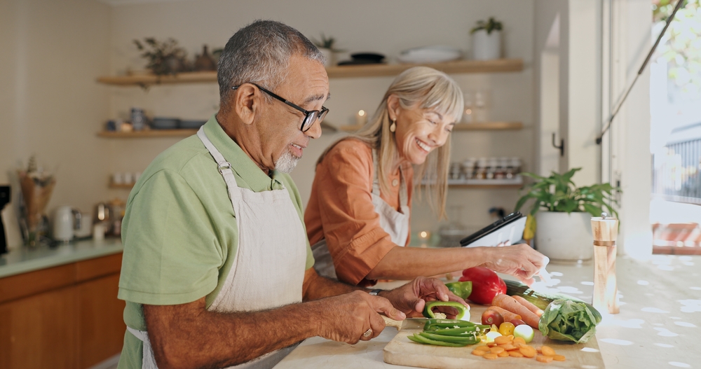 Kitchen,,Vegetables,And,Elderly,Couple,With,Cooking,For,Healthy,Dinner,